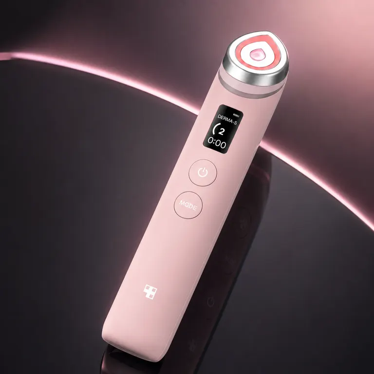 Medicube AGE-R Booster Pro Pink head close-up showing LED light technology